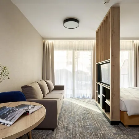 ホテル Zloty Horyzont 4*