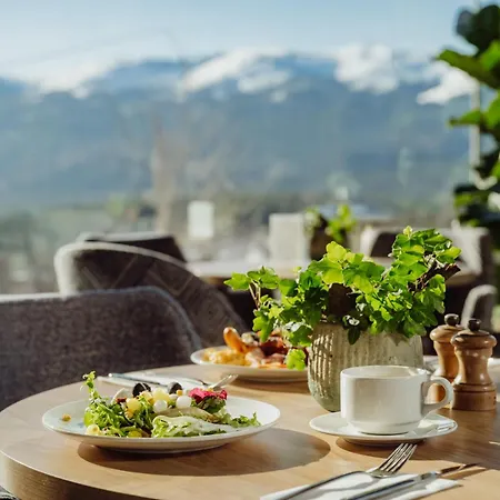 Zloty Horyzont Szálloda