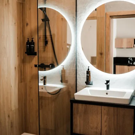 ホテル Zloty Horyzont 4*